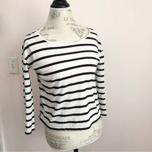 American Eagle Favorite Tee